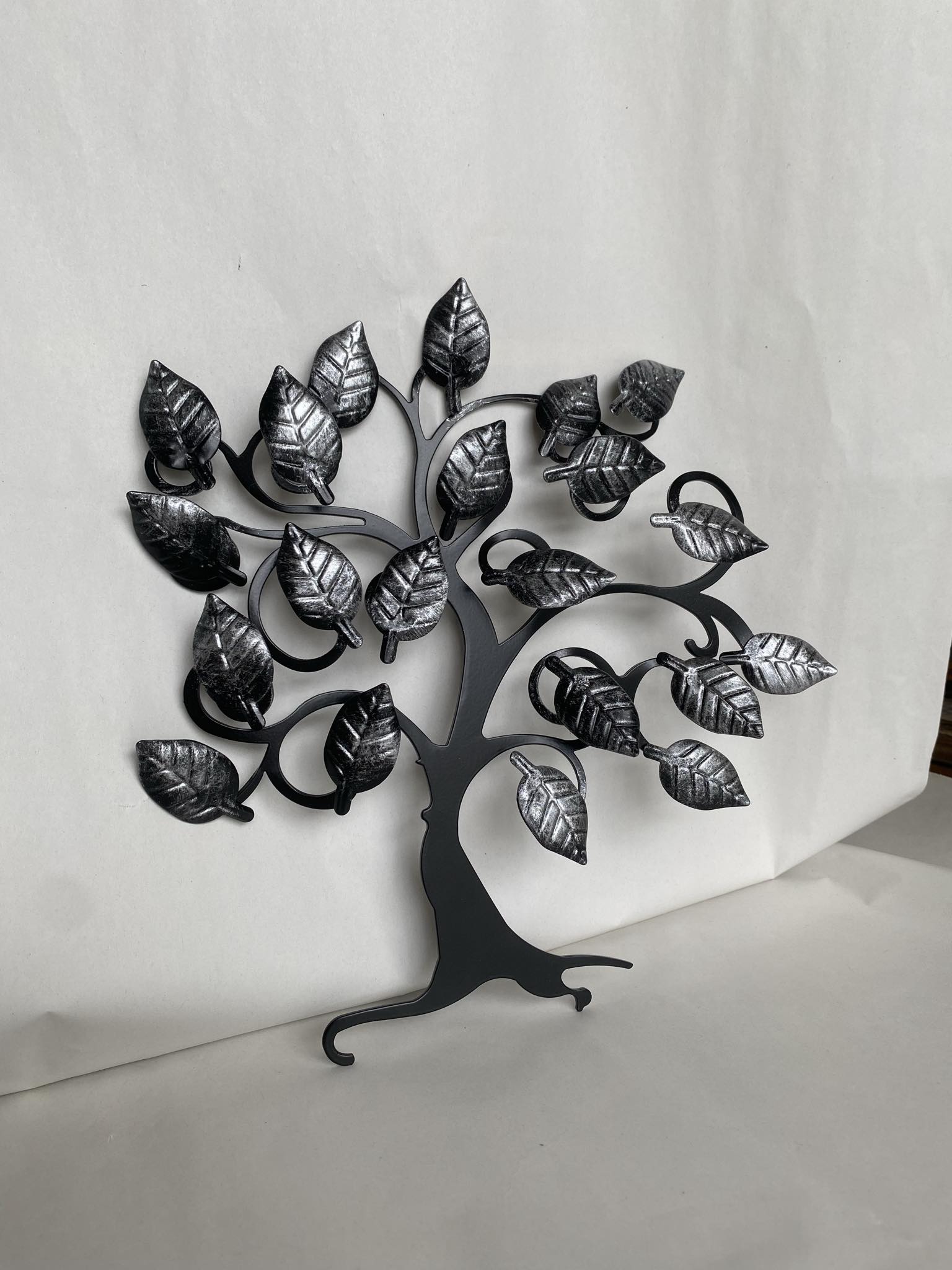 albero della vita nero con foglioline in argento da parete artigianale www.3esselamp (5)